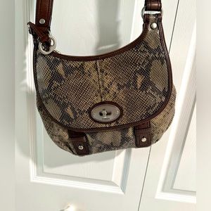 Fossil crossbody bag . New without tag